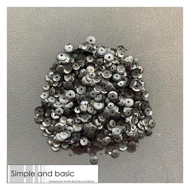 Simple and Basic pailletter 4,5,6mm 30g